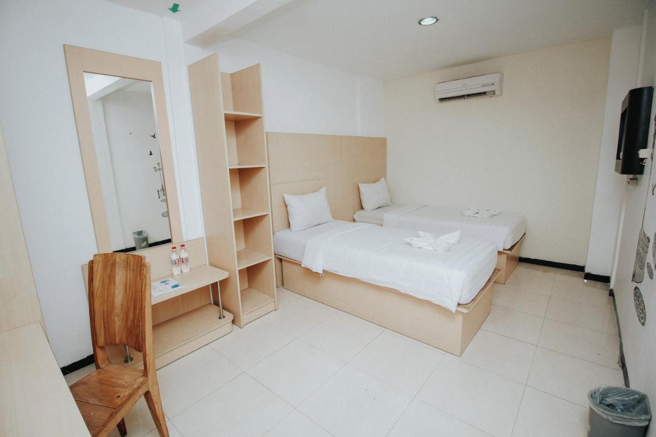 Hotel New Lilik มาเกอลัง ภายนอก รูปภาพ
